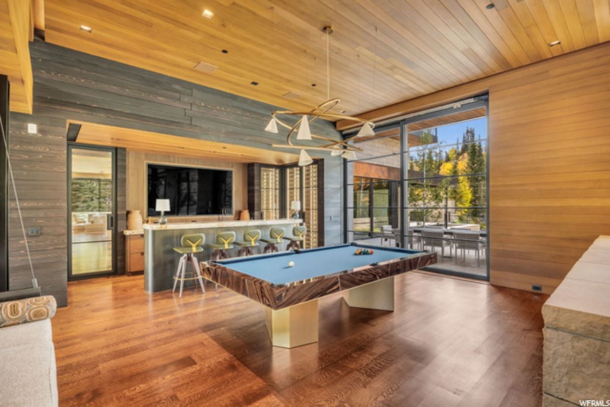 Billiard