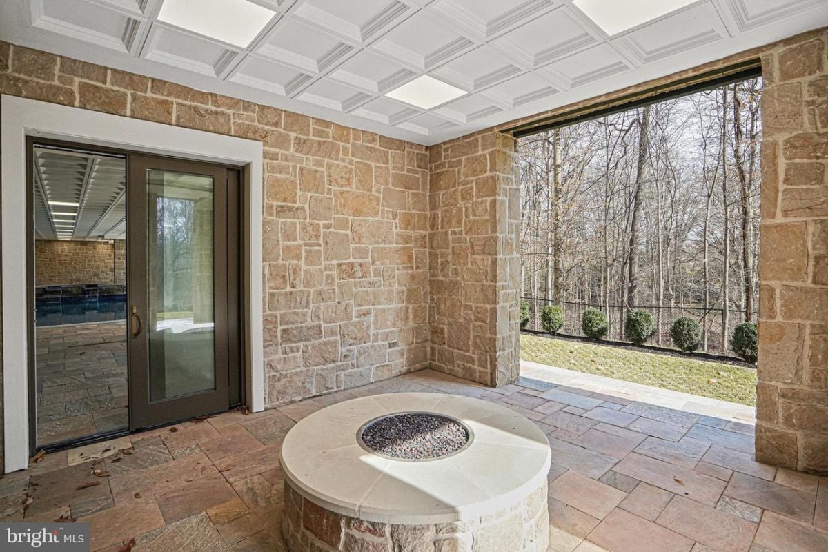 Fire pit