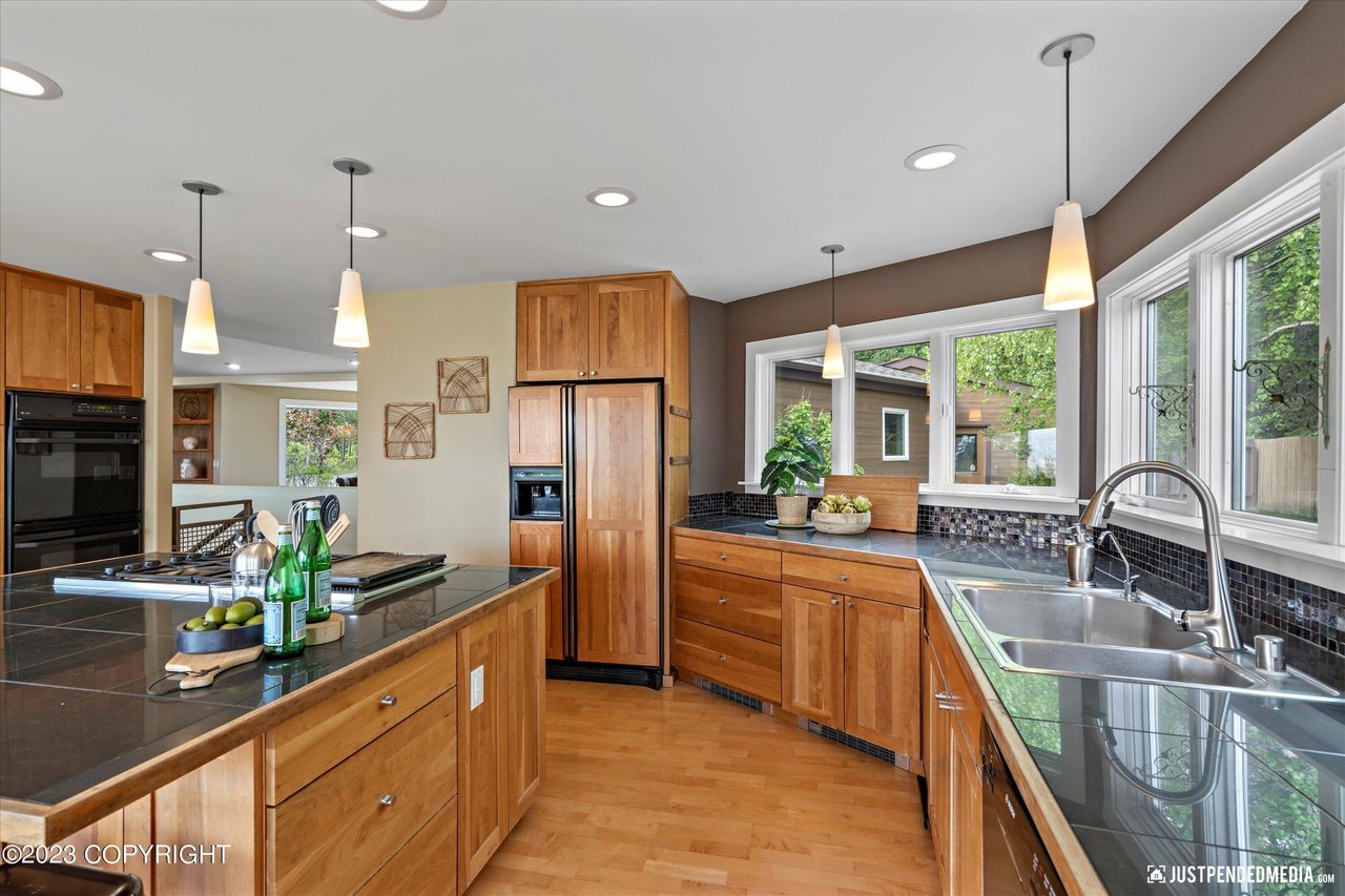 Spacious kitchen