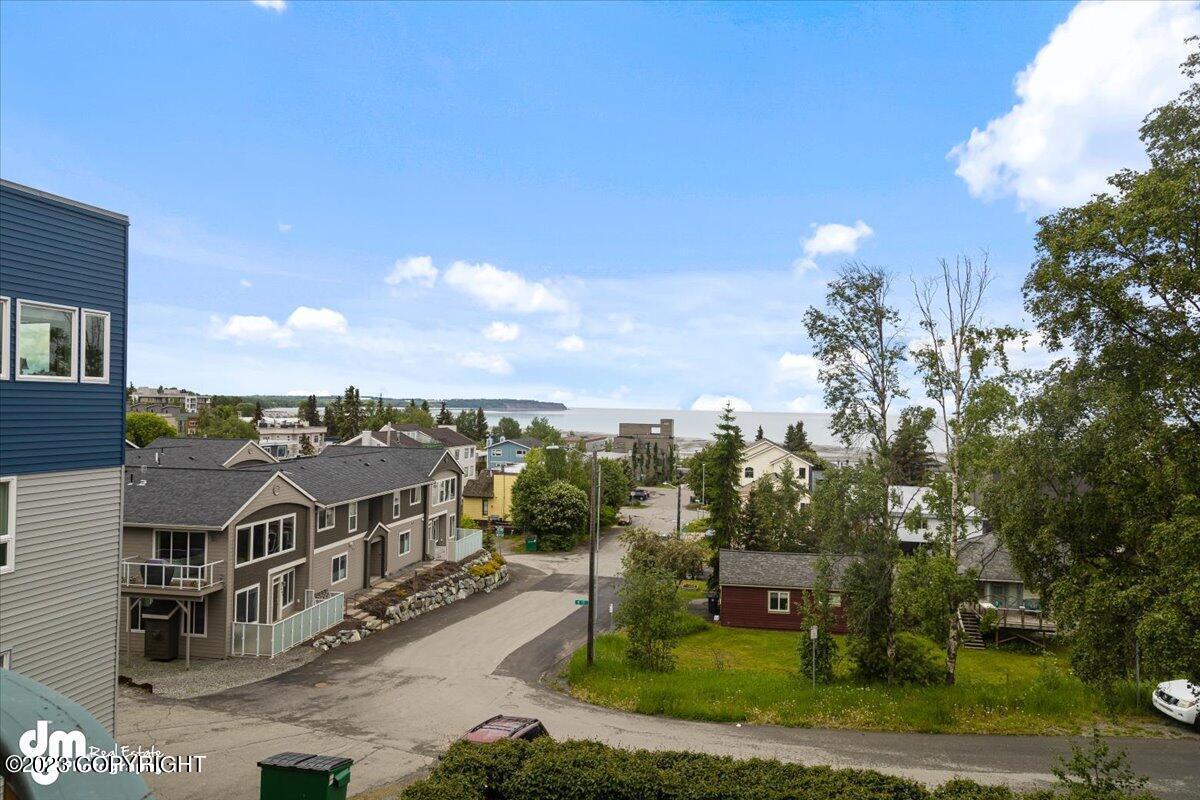A view of the neighborhood.