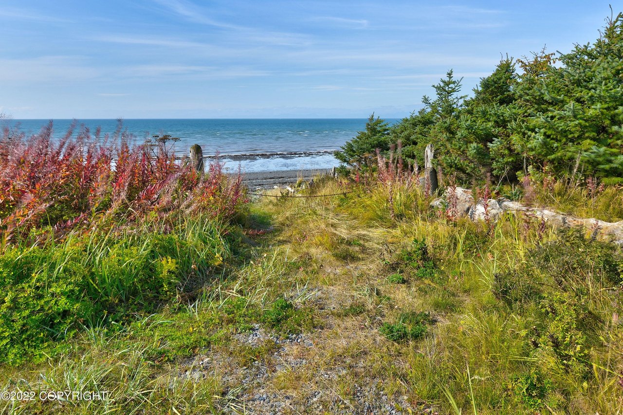 A path leading to the beach.