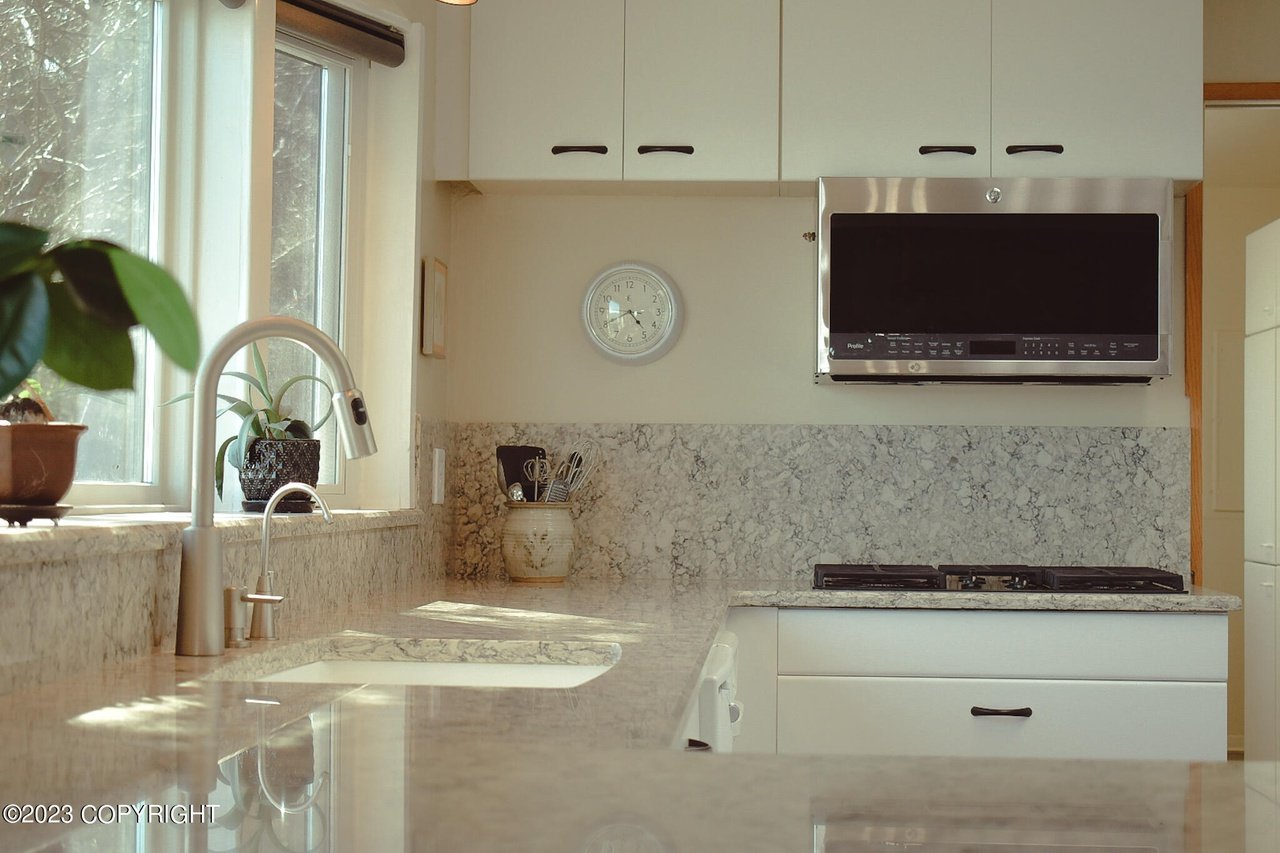 Kitchen sink