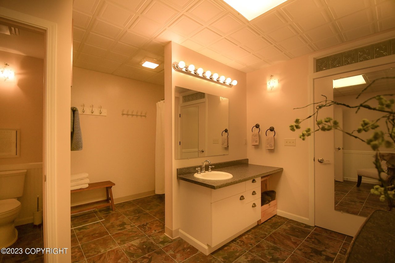 Modern bathroom