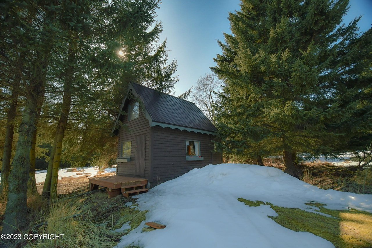 Guest Cabin