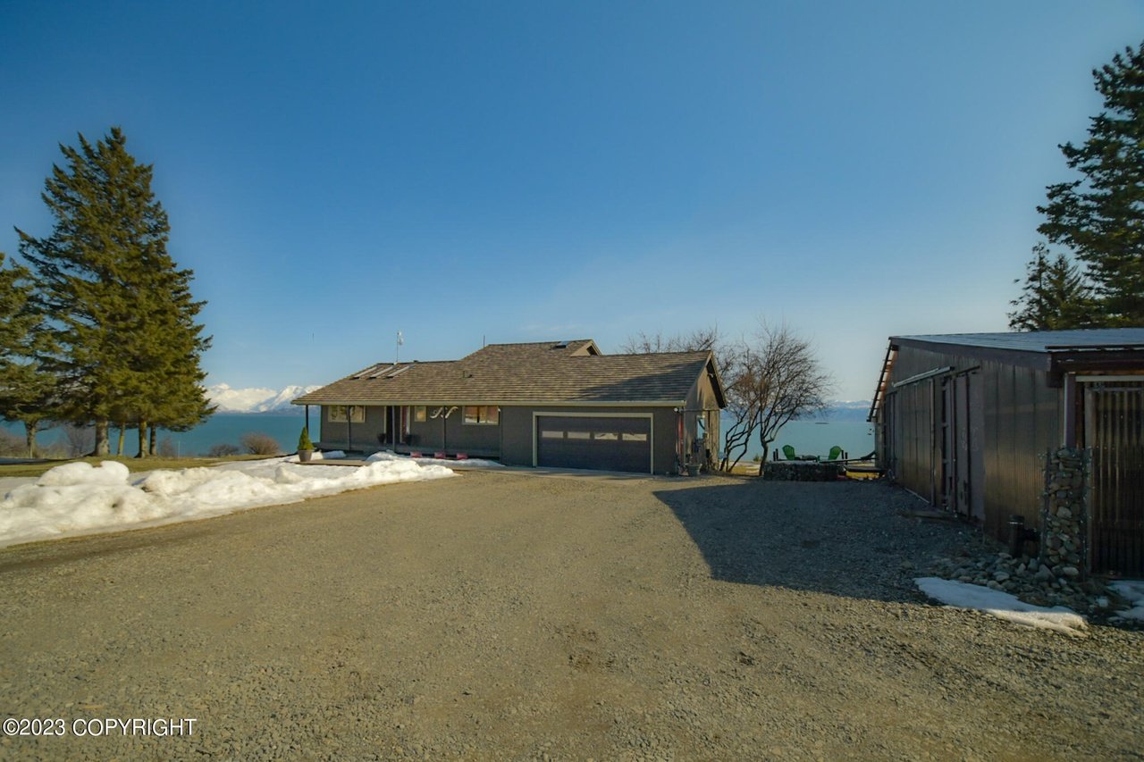 A view of the house with garage.