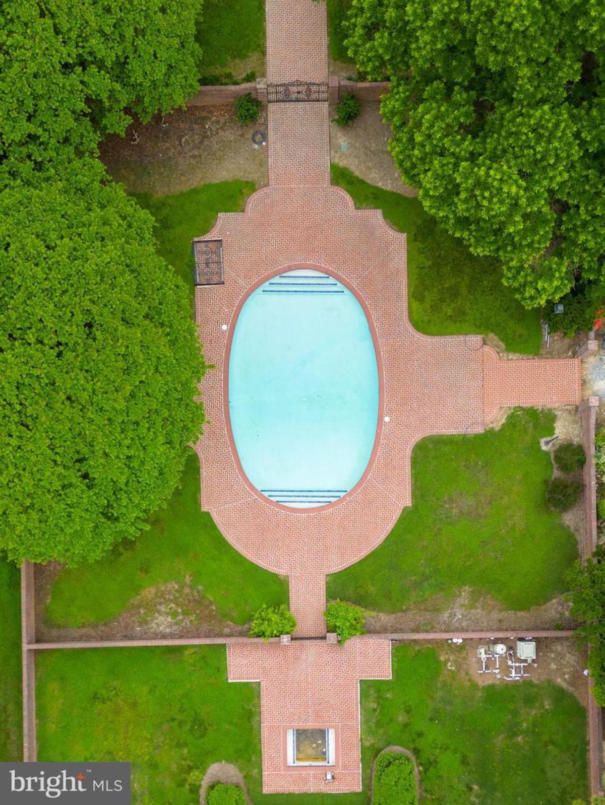 Aerial top view of the swimming pool.