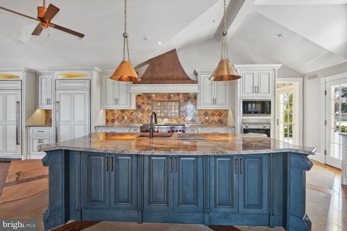 Spacious kitchen.