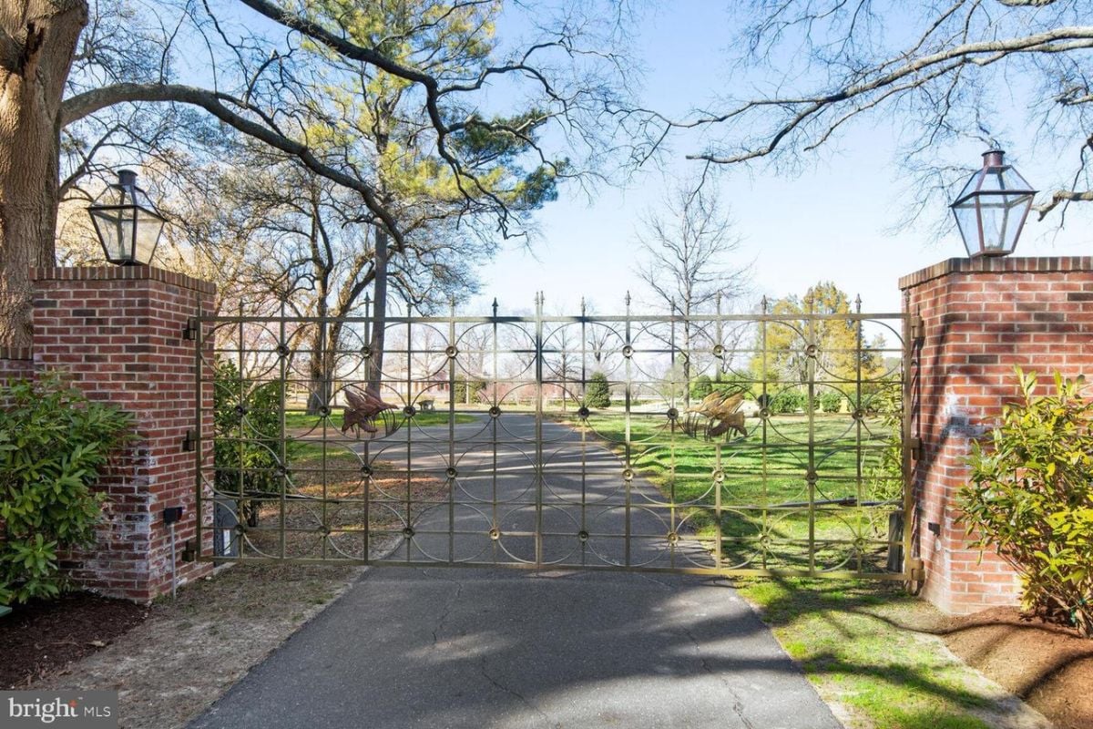 Mansion's main gate.