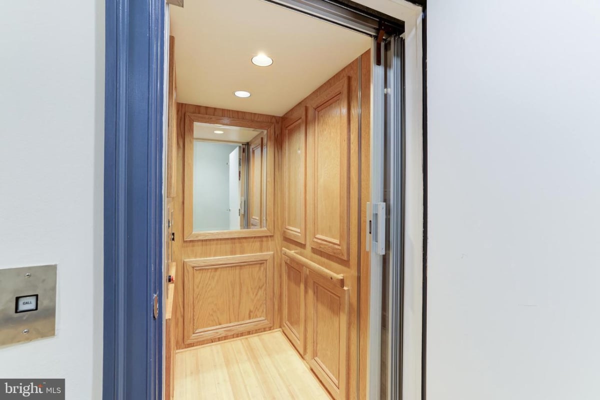 Elevator