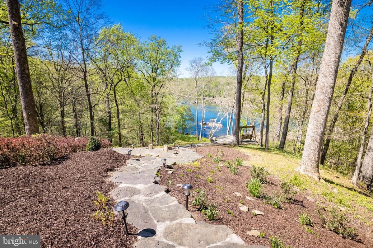 Hiking trail