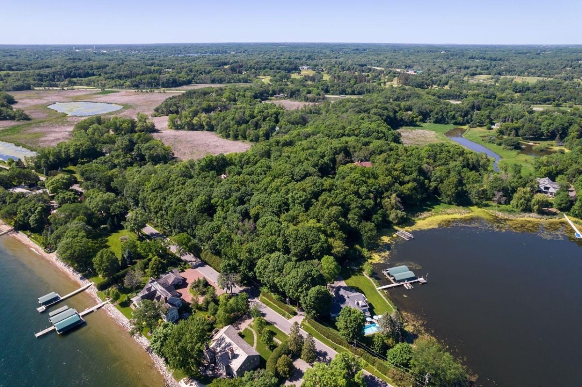 Aerial view of the estate and the neighboring properties.