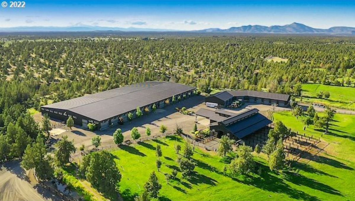 Aerial view of the barn.