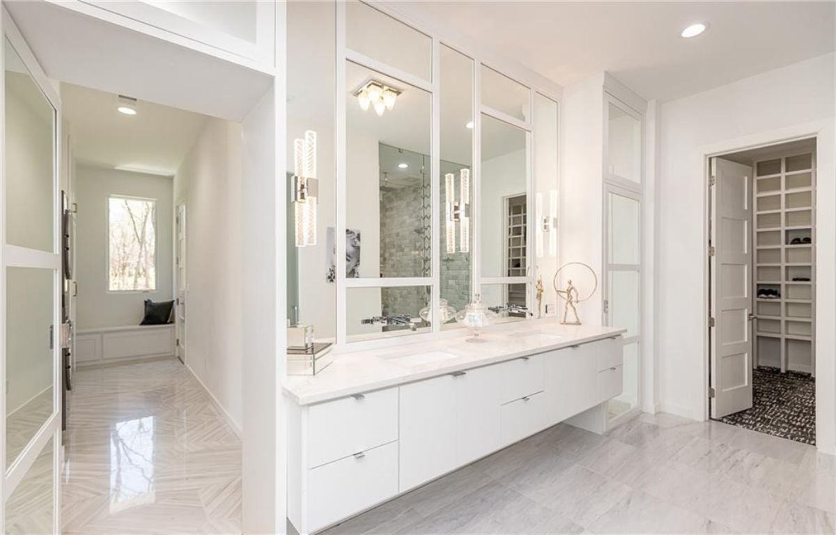 Powder room