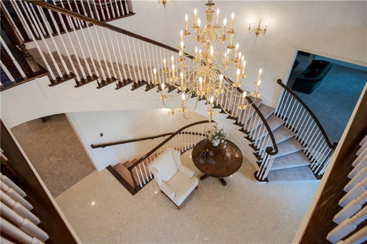 Chandelier