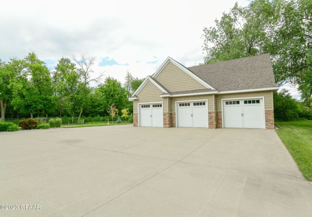 Car Garage