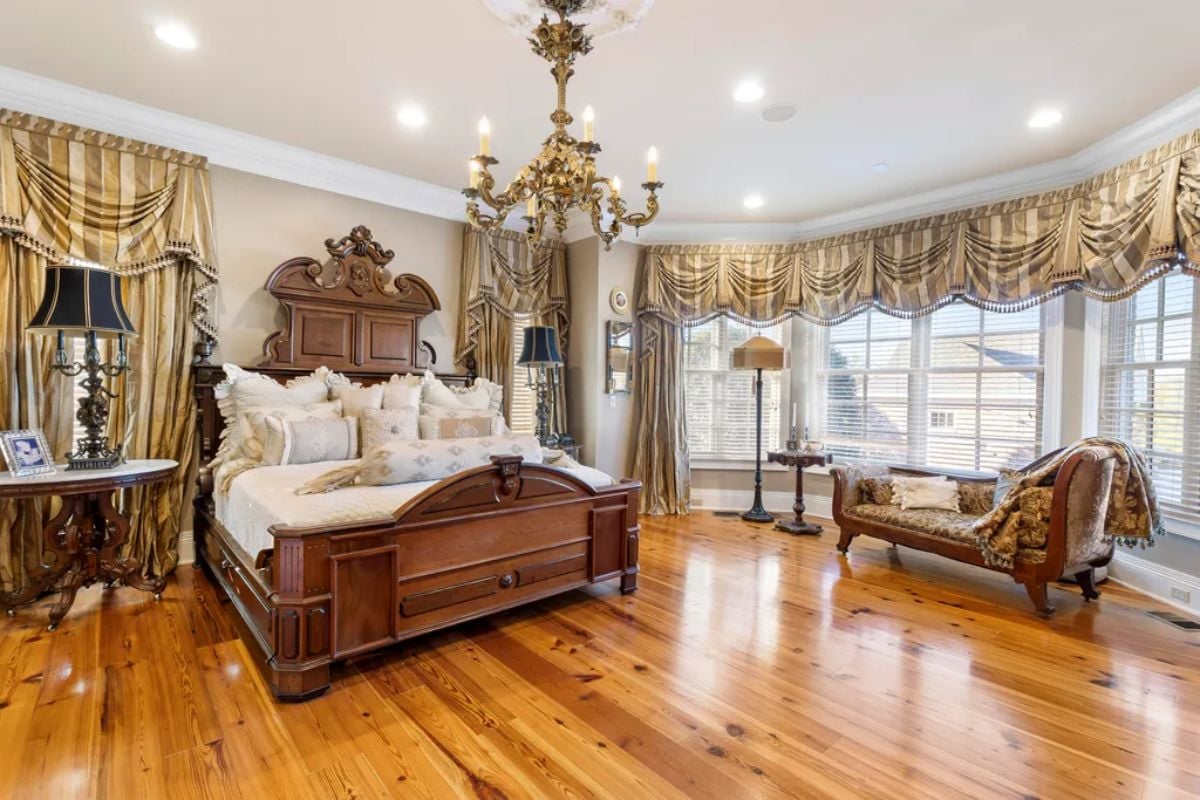 Master's bedroom