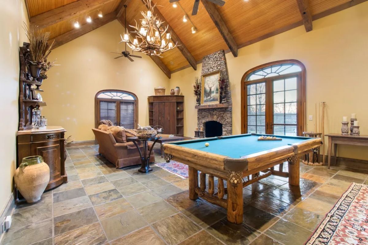 Billiard