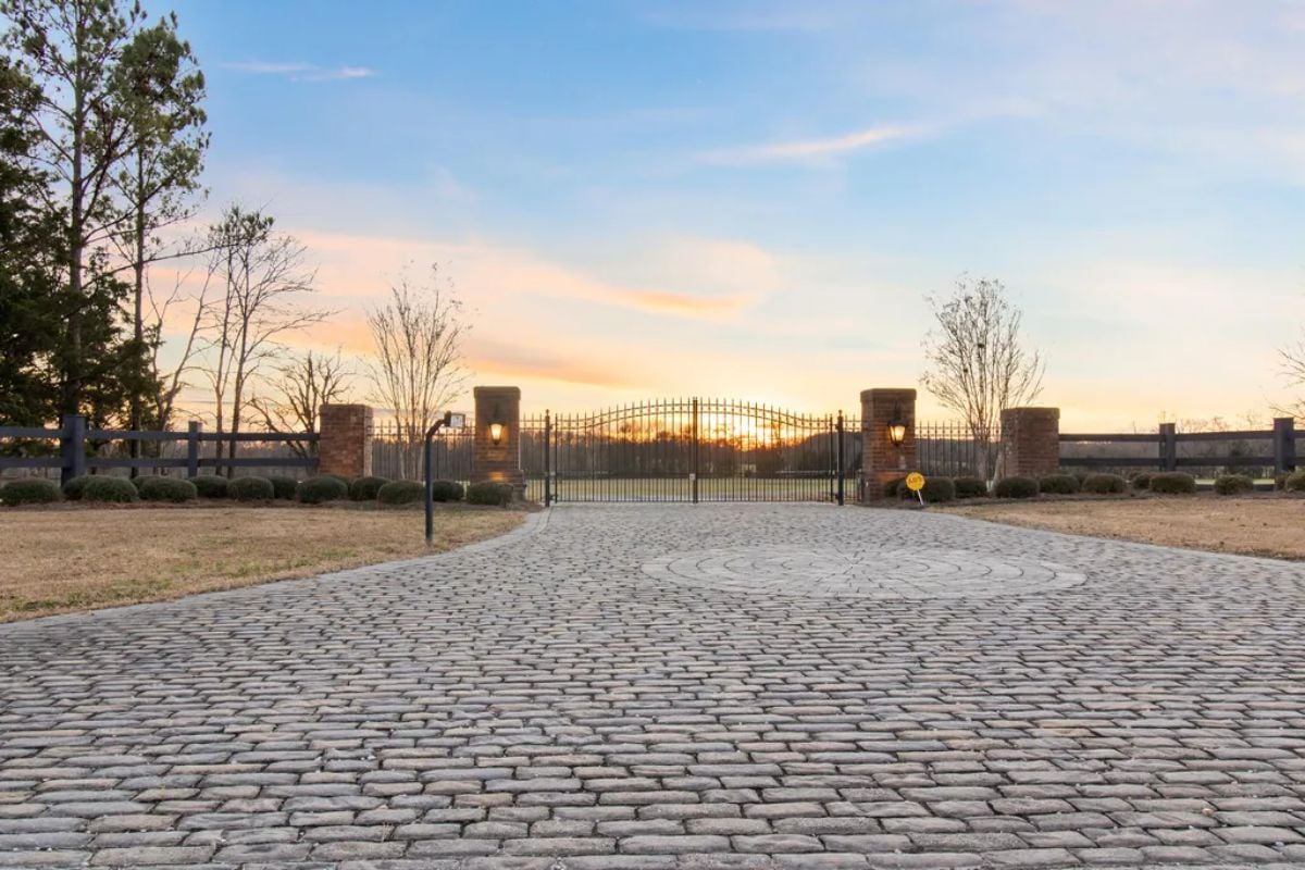 Gated Property