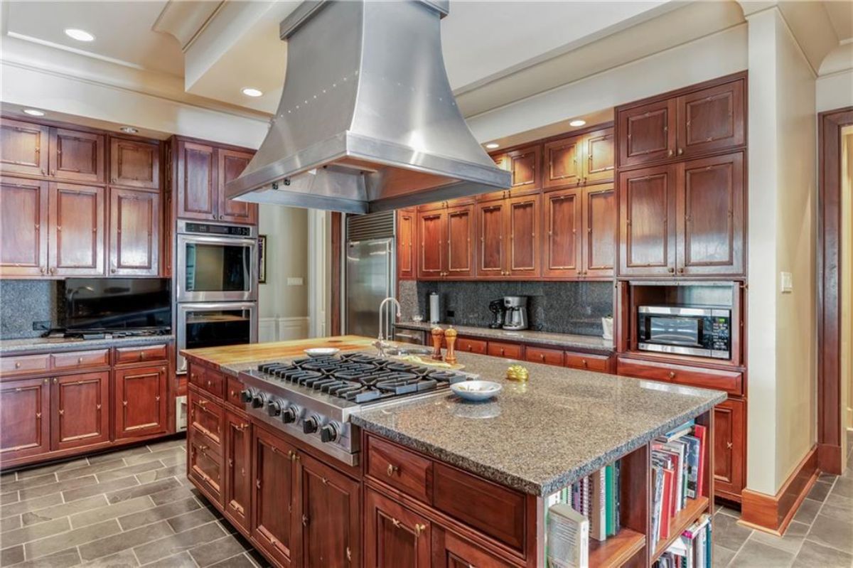 Kitchen area