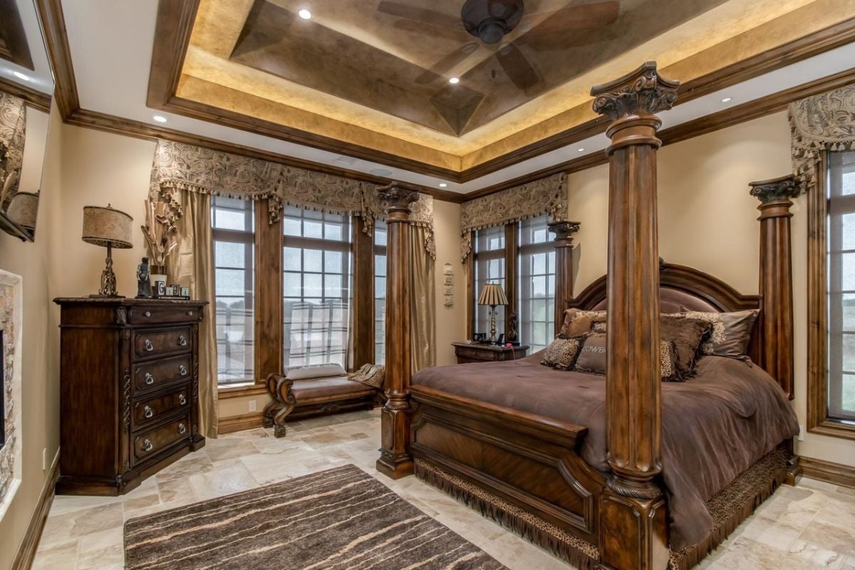 Master's bedroom