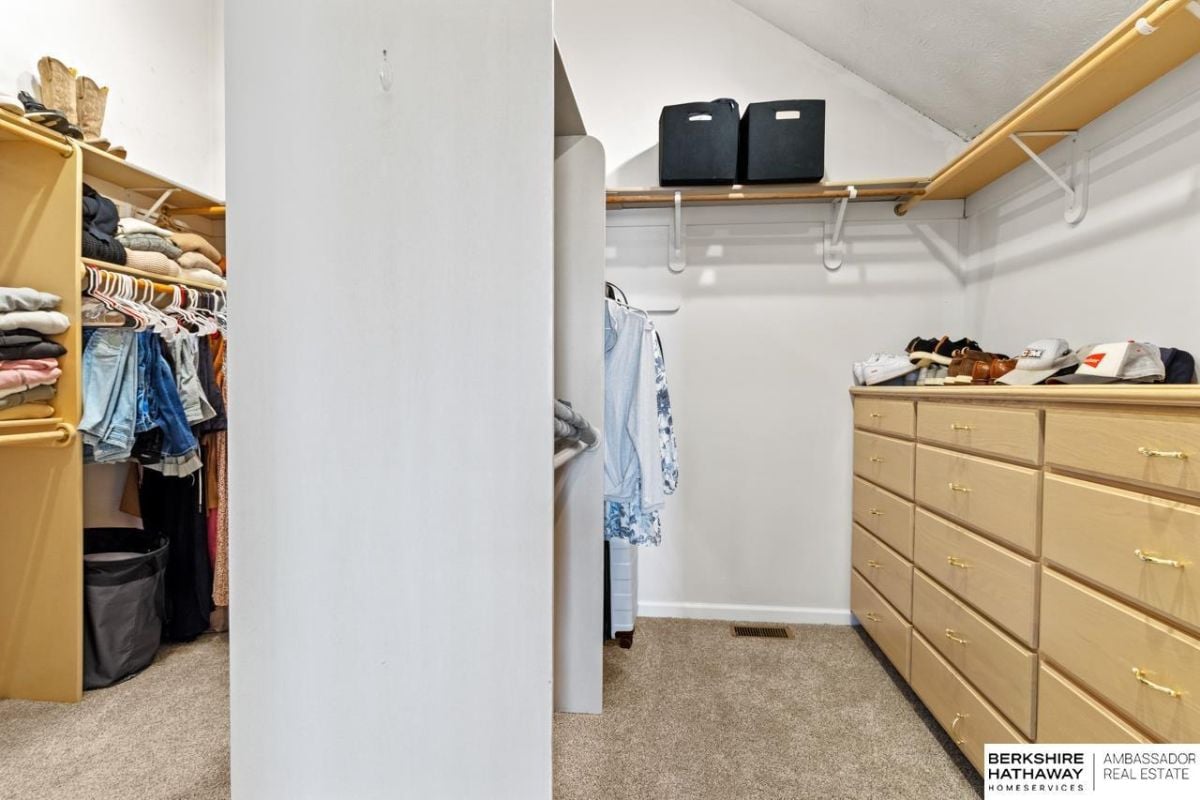 Walk-in closet