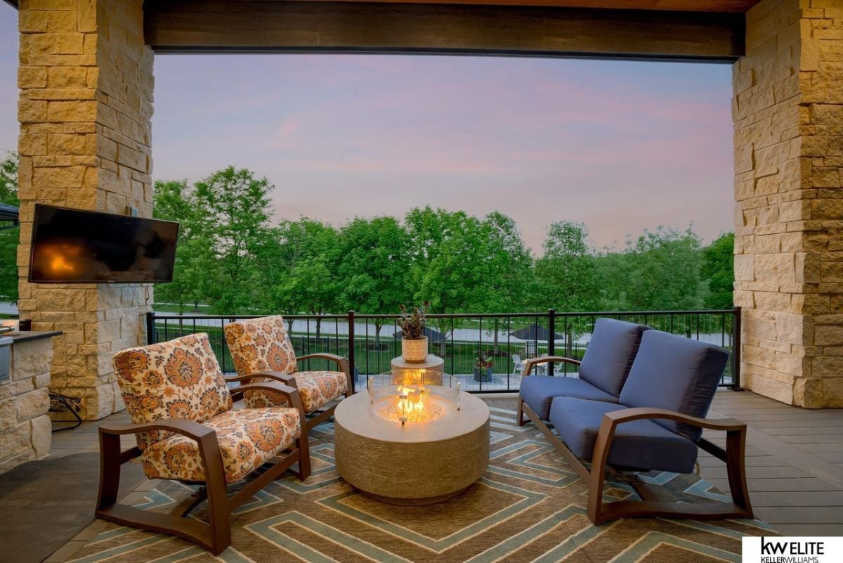 Balcony's fireplace