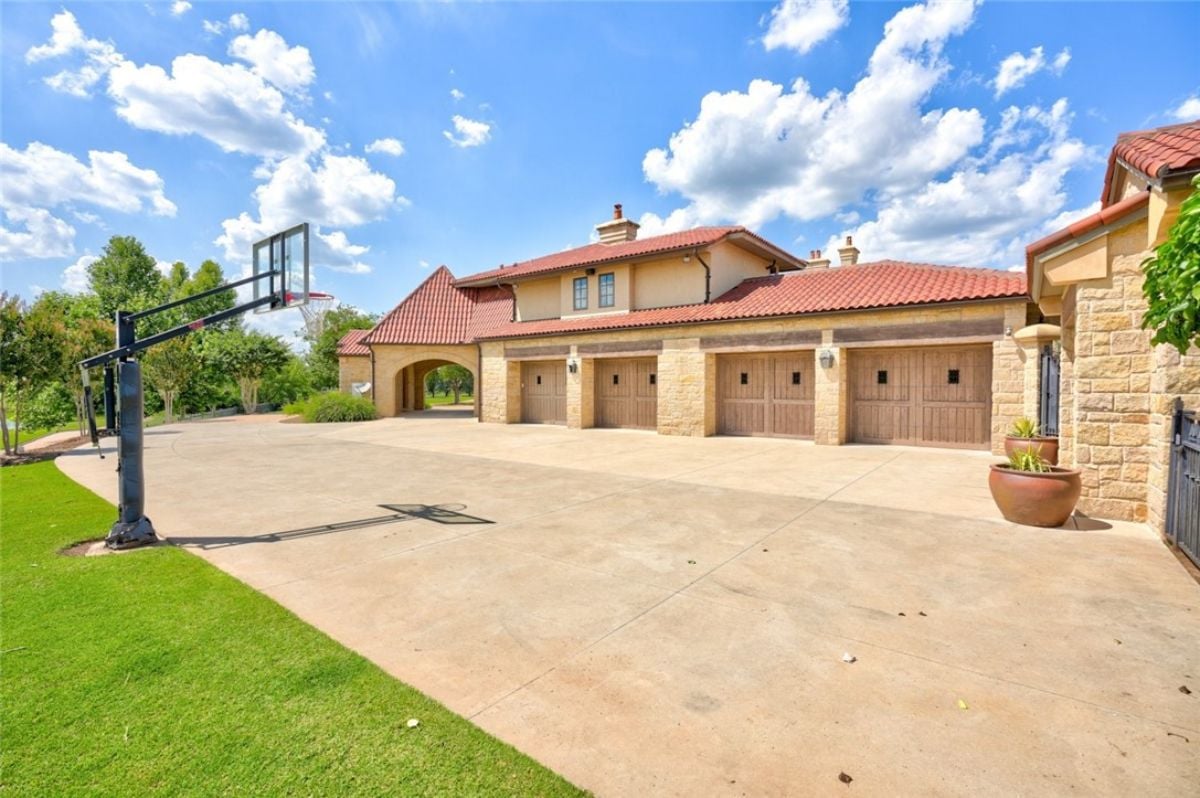 Car Garage