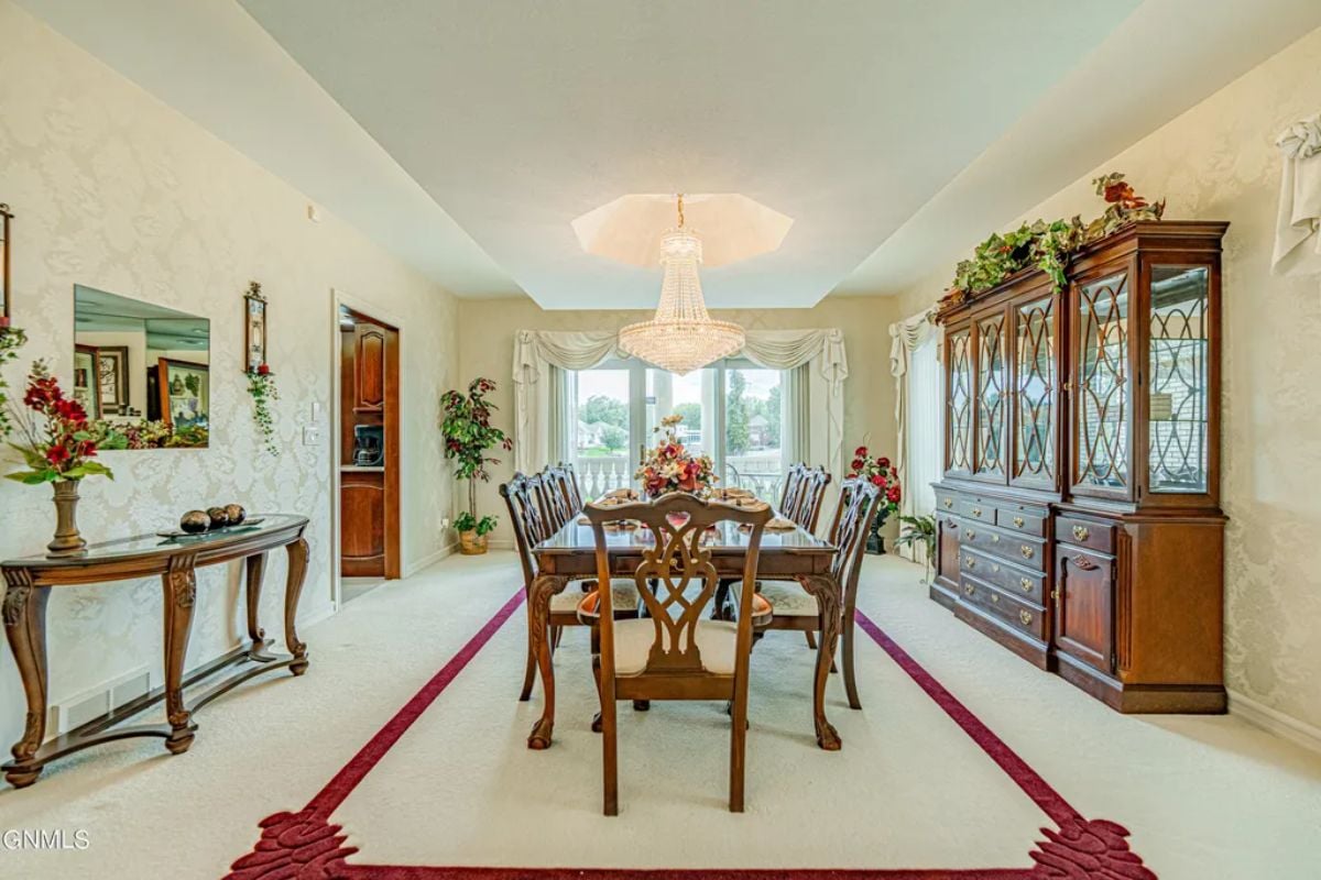 Dining room