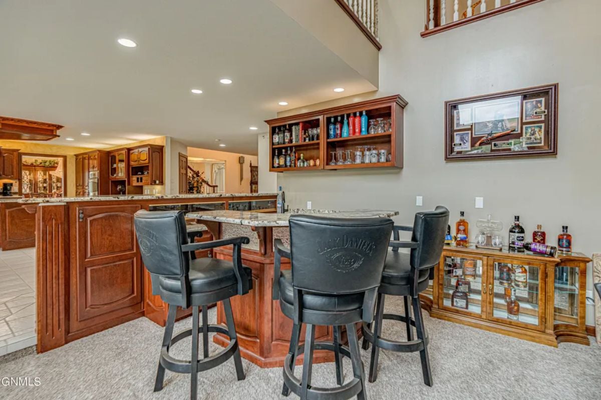 Mini bar