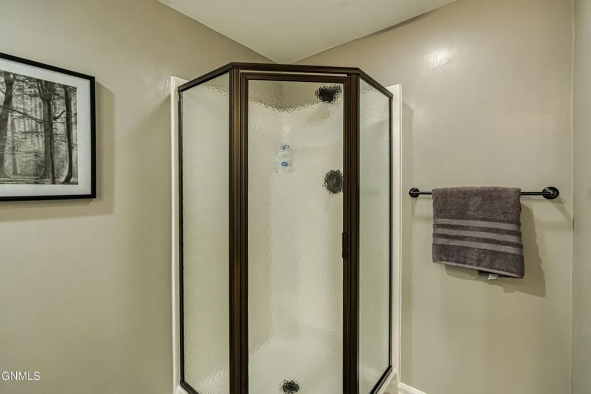 Shower area