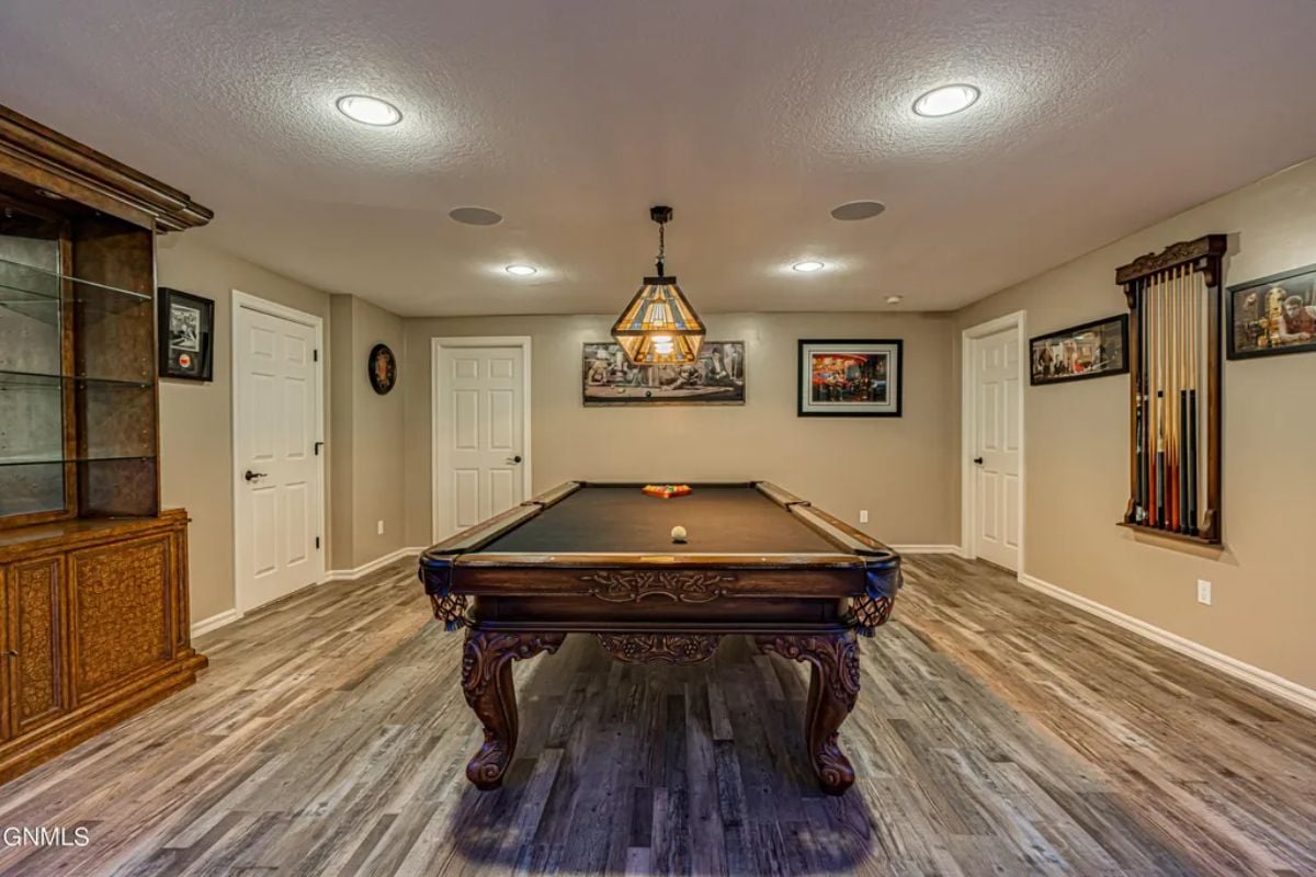 Billiard