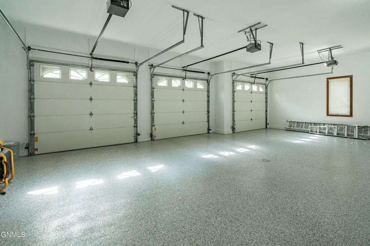 Car Garage