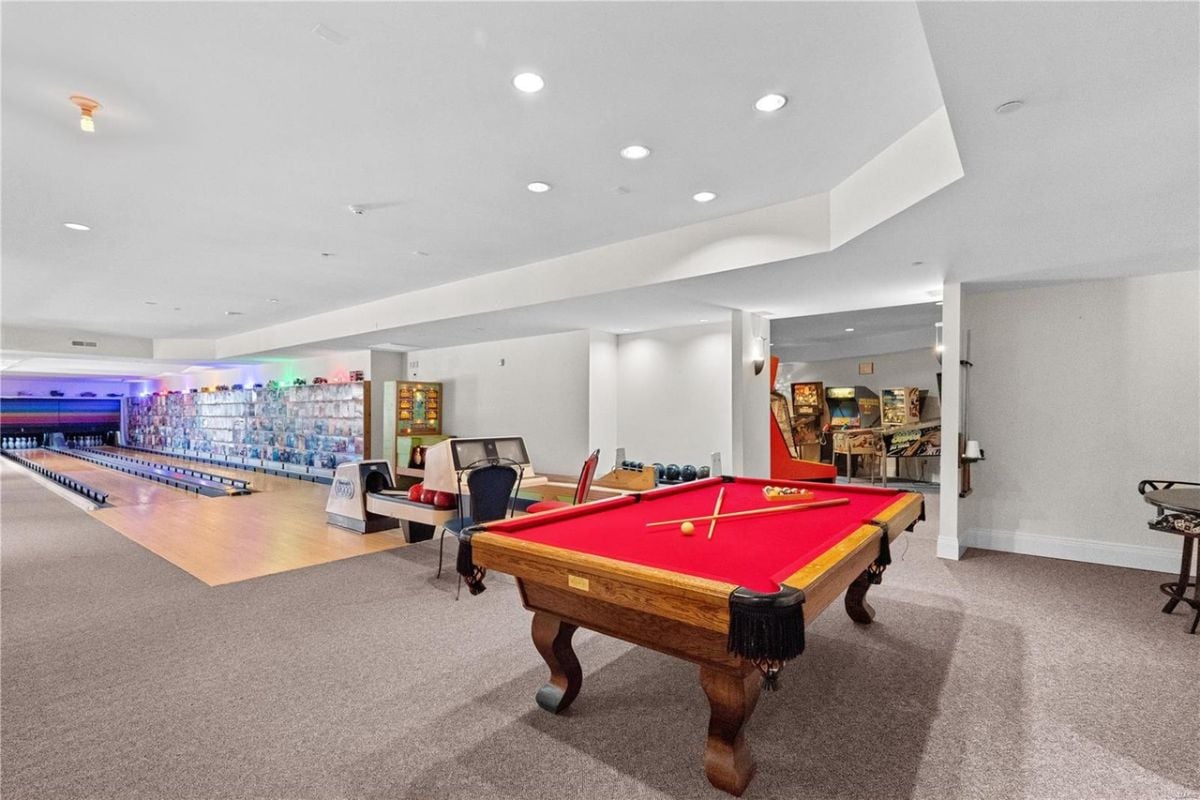 Billiard