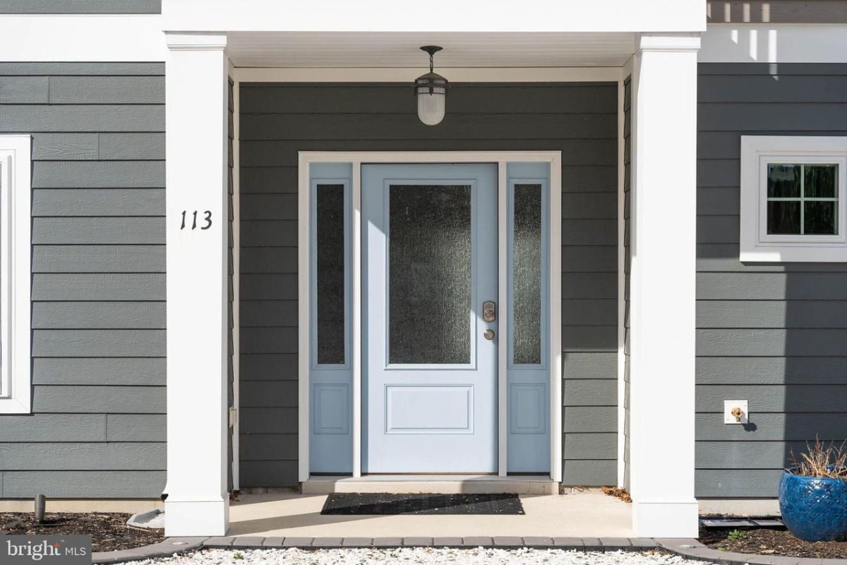 Door entrance