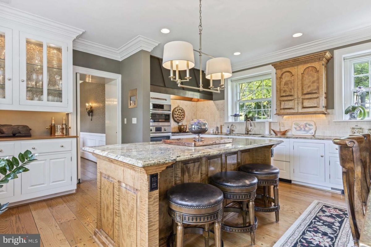 Kitchen area