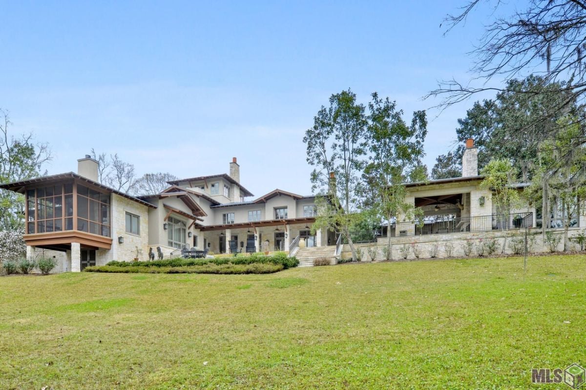 Spacious lawn
