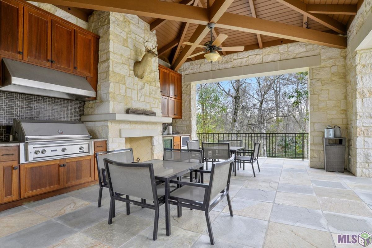 Grill area