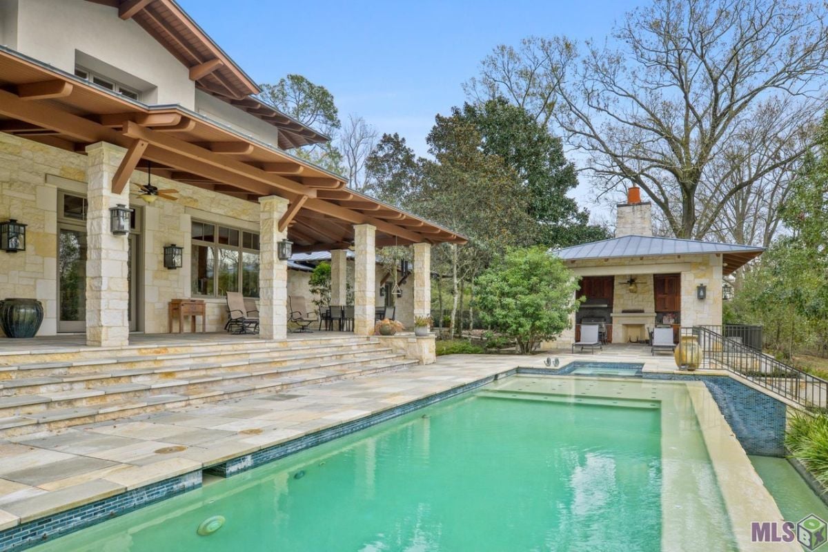 Pool area
