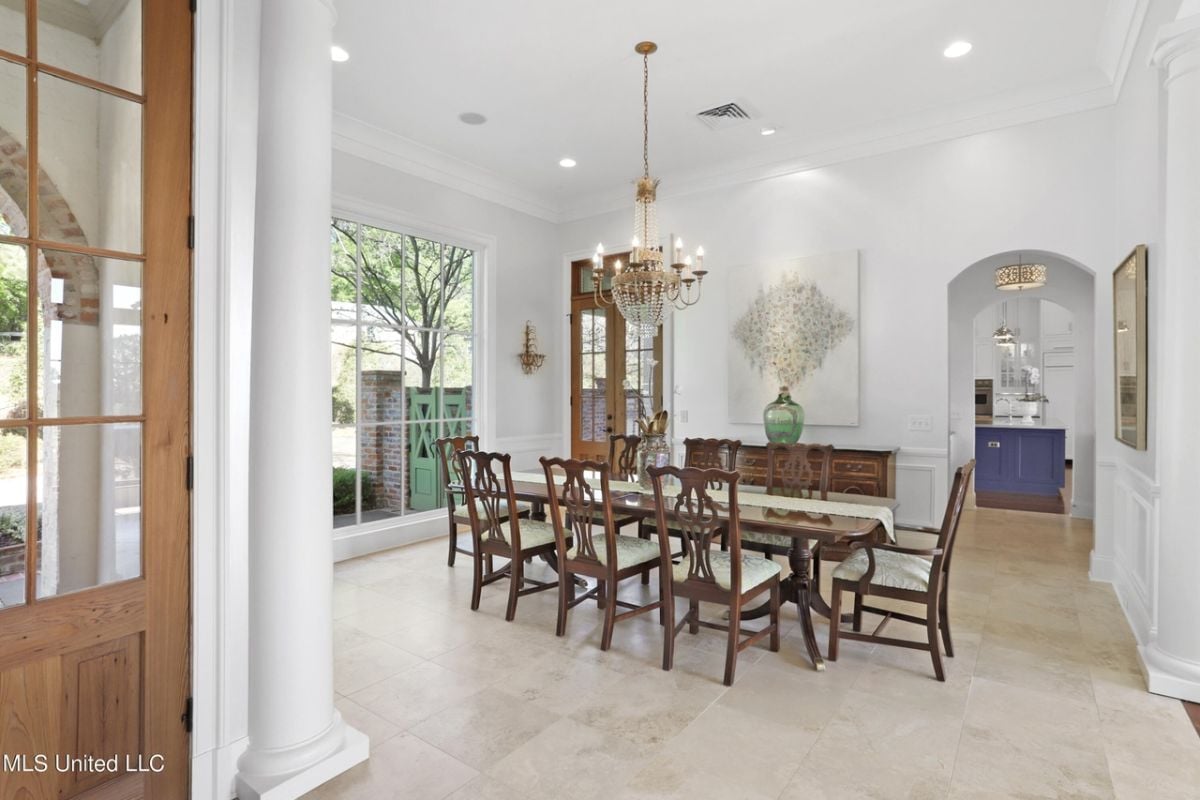 Dining room