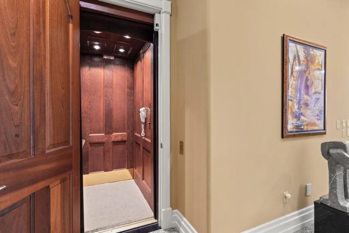 Elevator