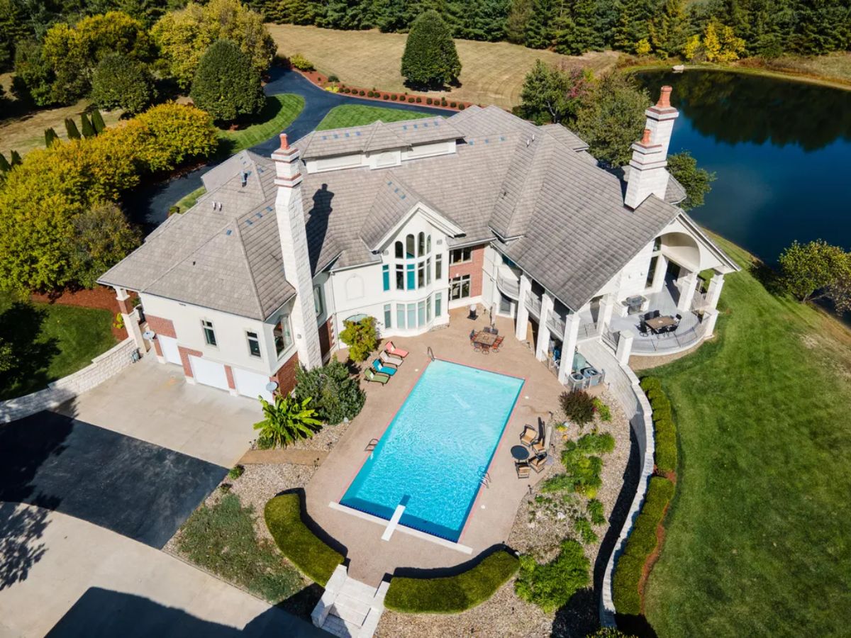 Aerial view of the pool.