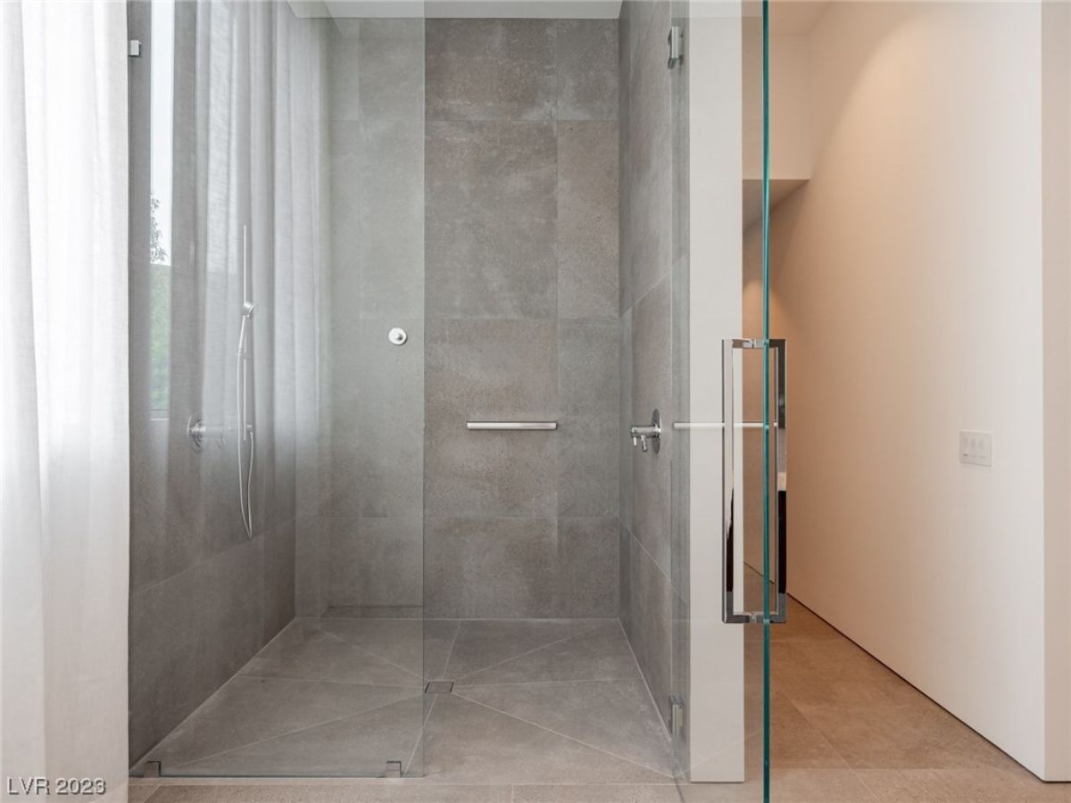 Shower area