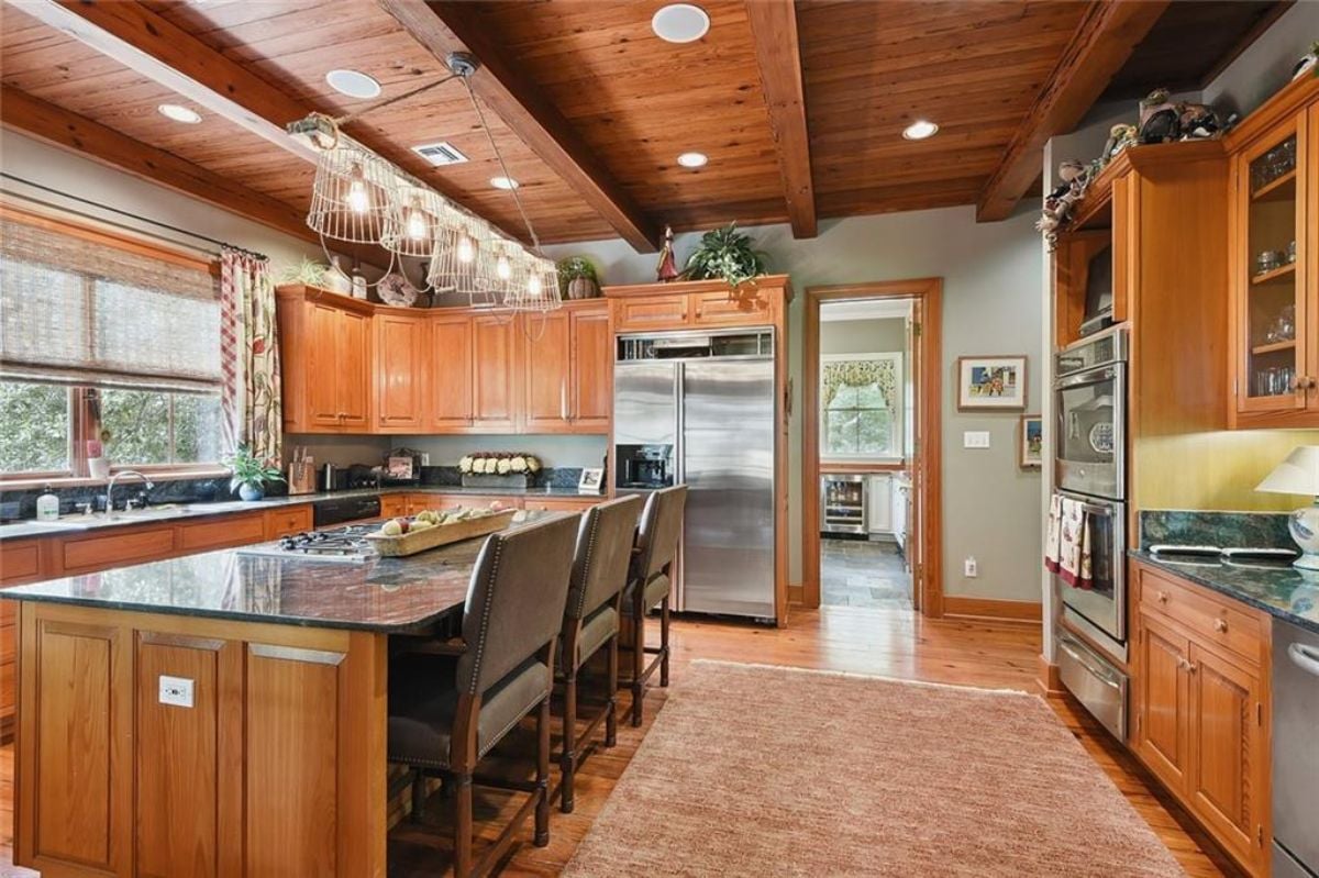 Kitchen area