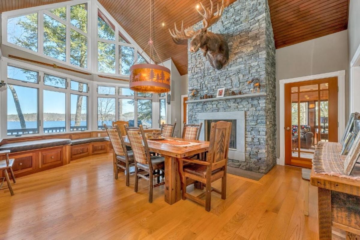 Dining room