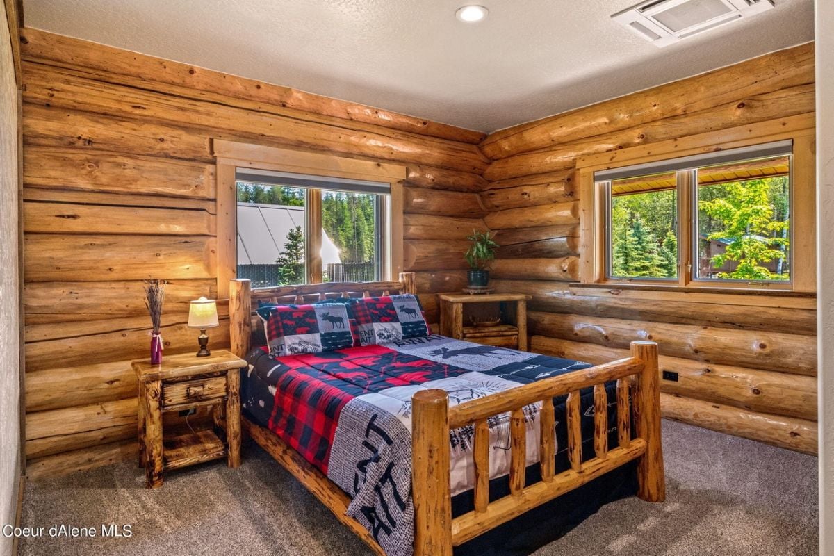 Another bedroom