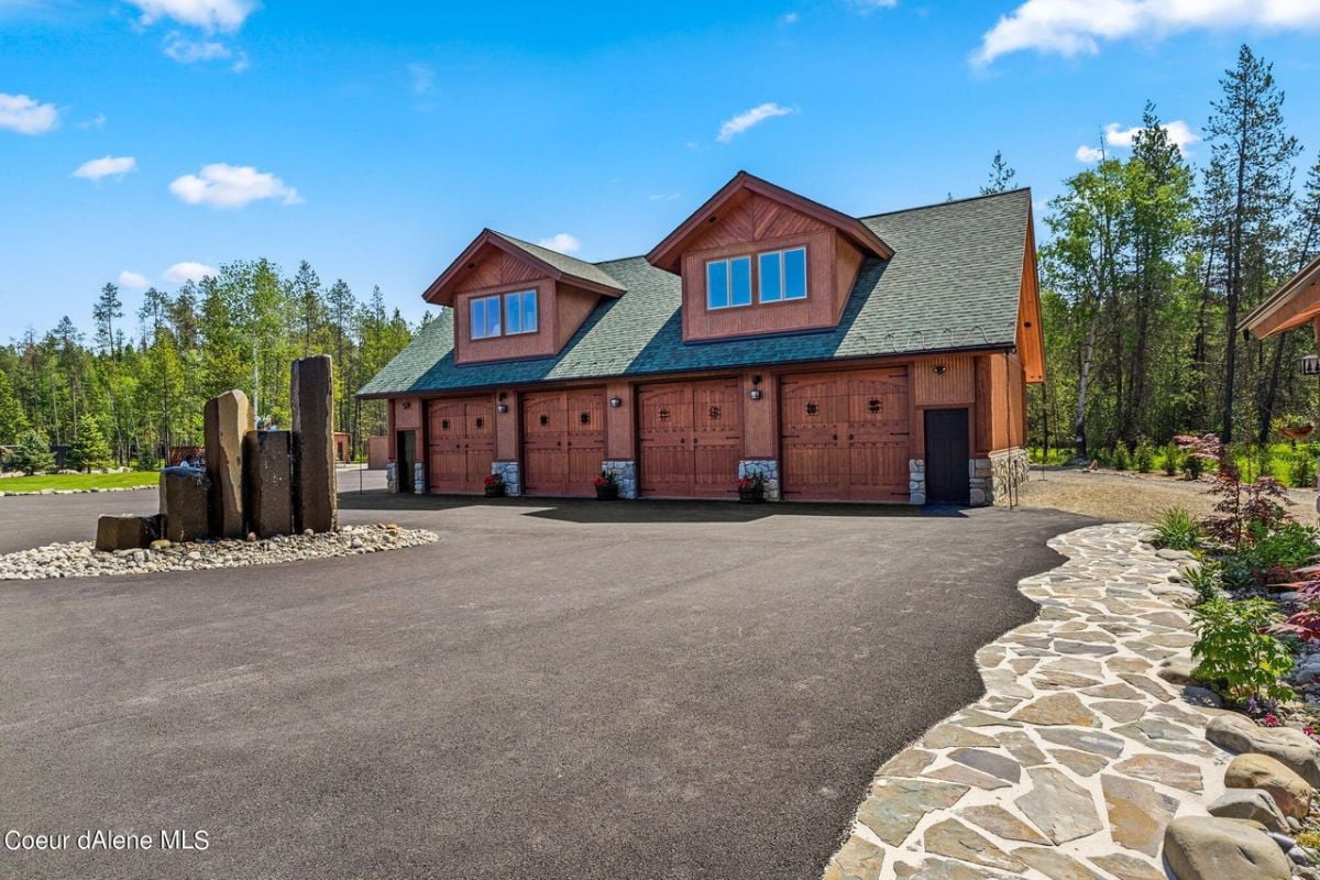Car Garage