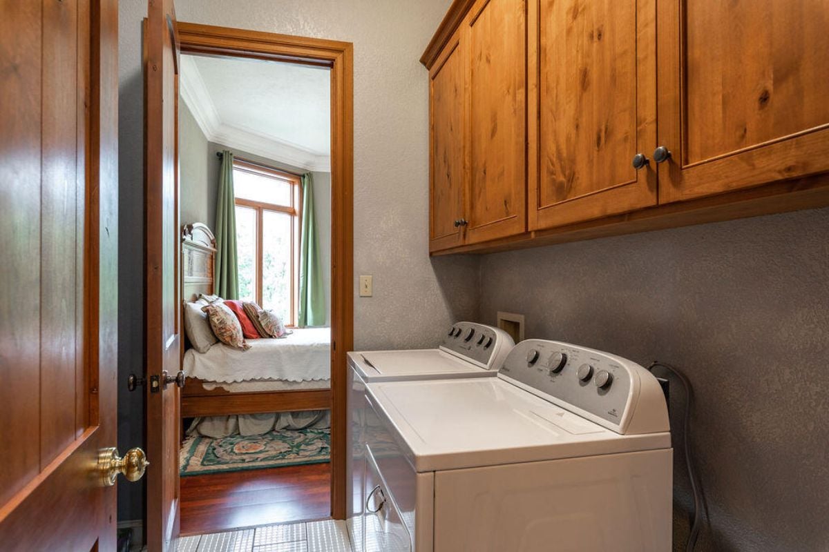 Laundry area