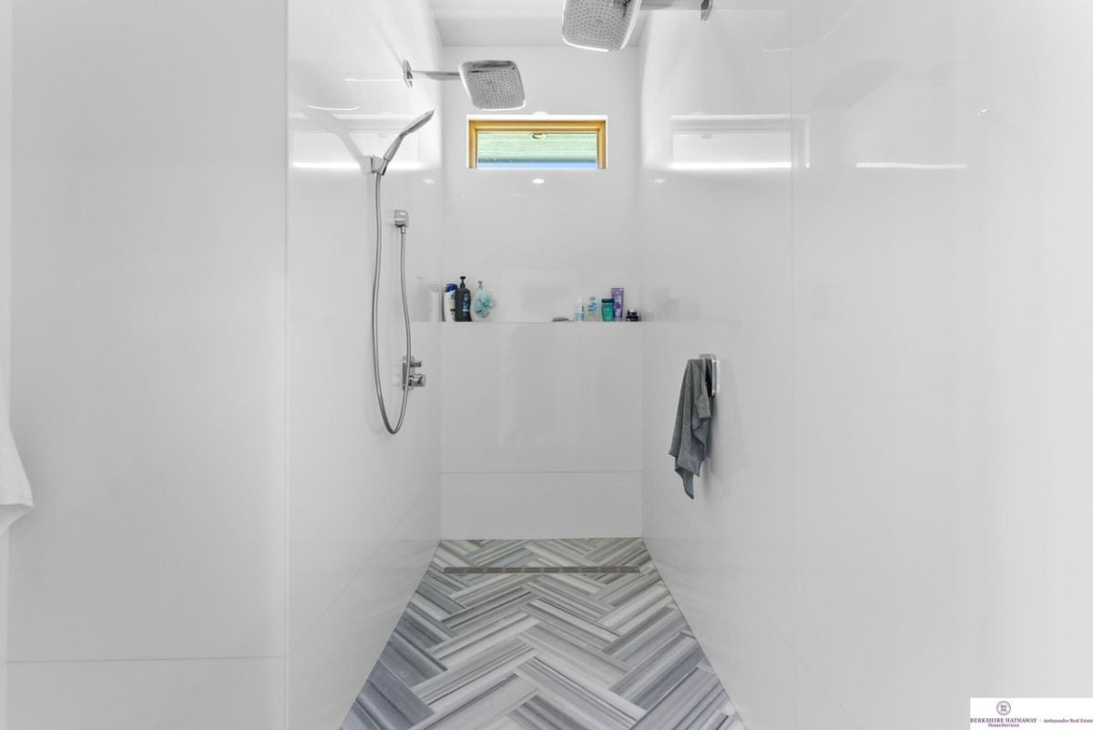 Shower area