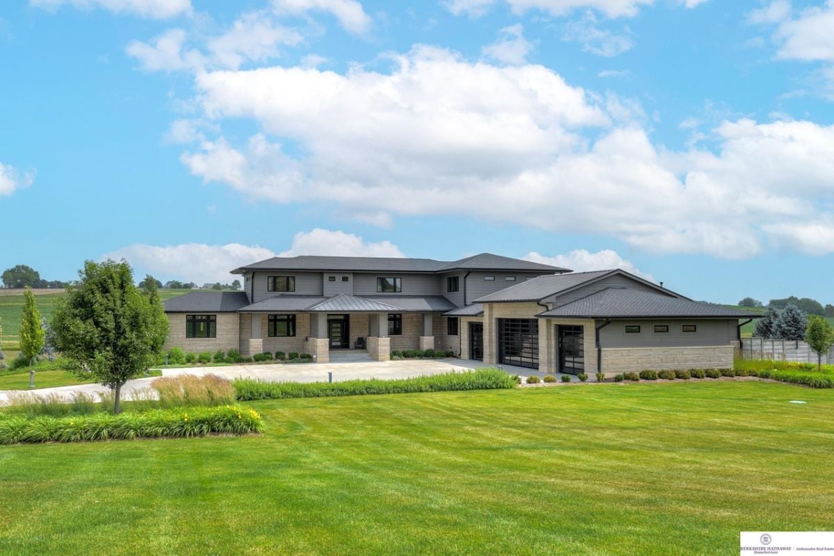 Spacious lawn