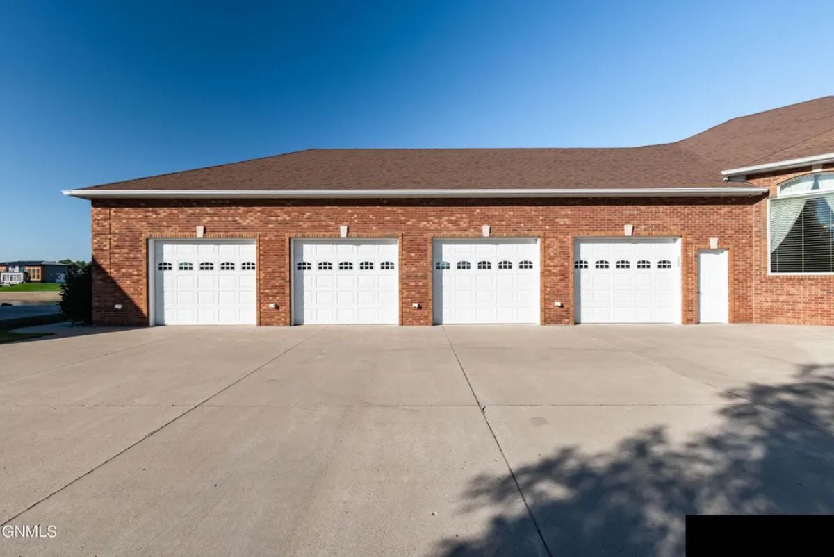 Car Garage